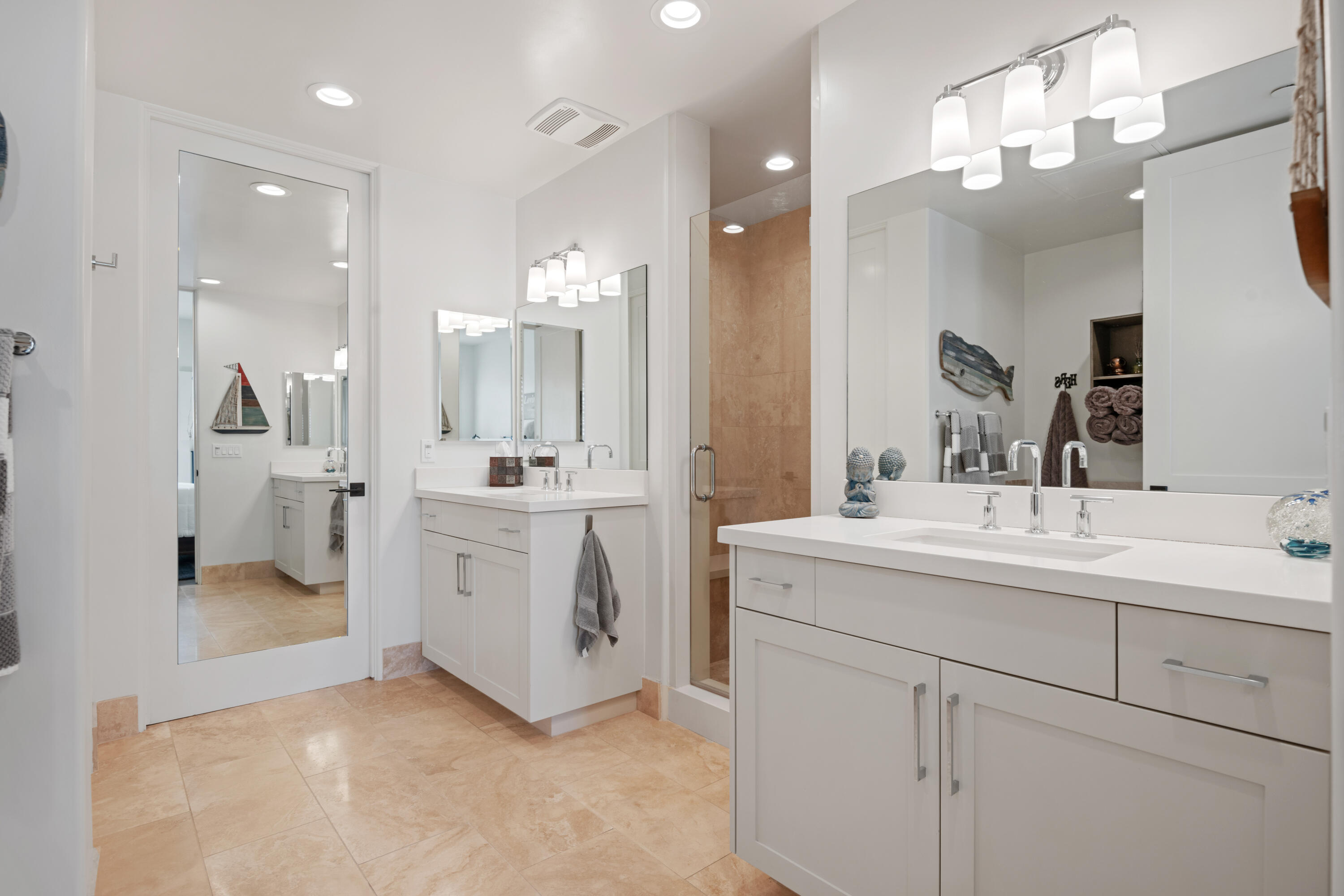 3726 State Street, 203