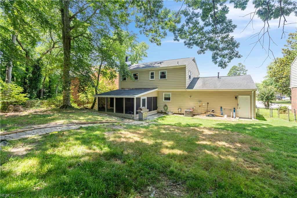 928 Coloma DR