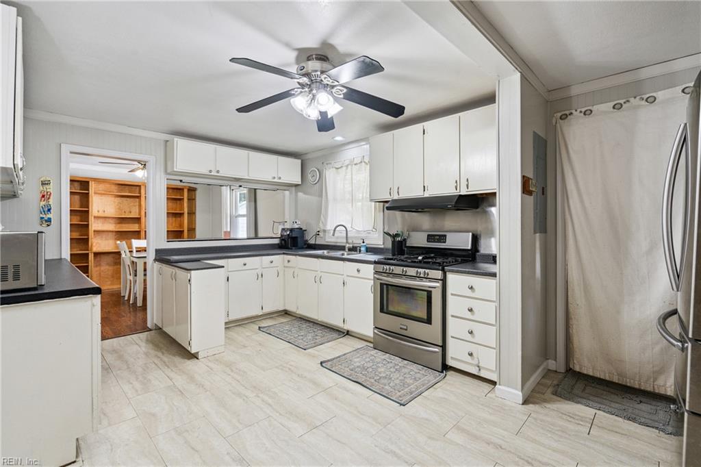 216 Patrician DR