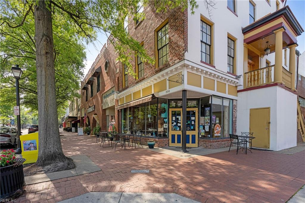 111 High ST 407