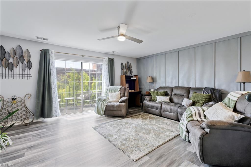 111 High ST 407