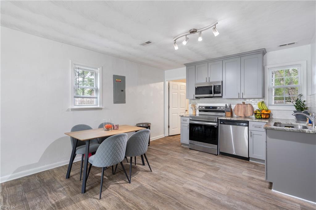 3424 Brandywine DR