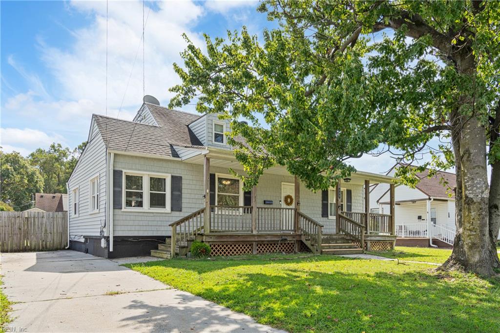 409 E Westmont AVE