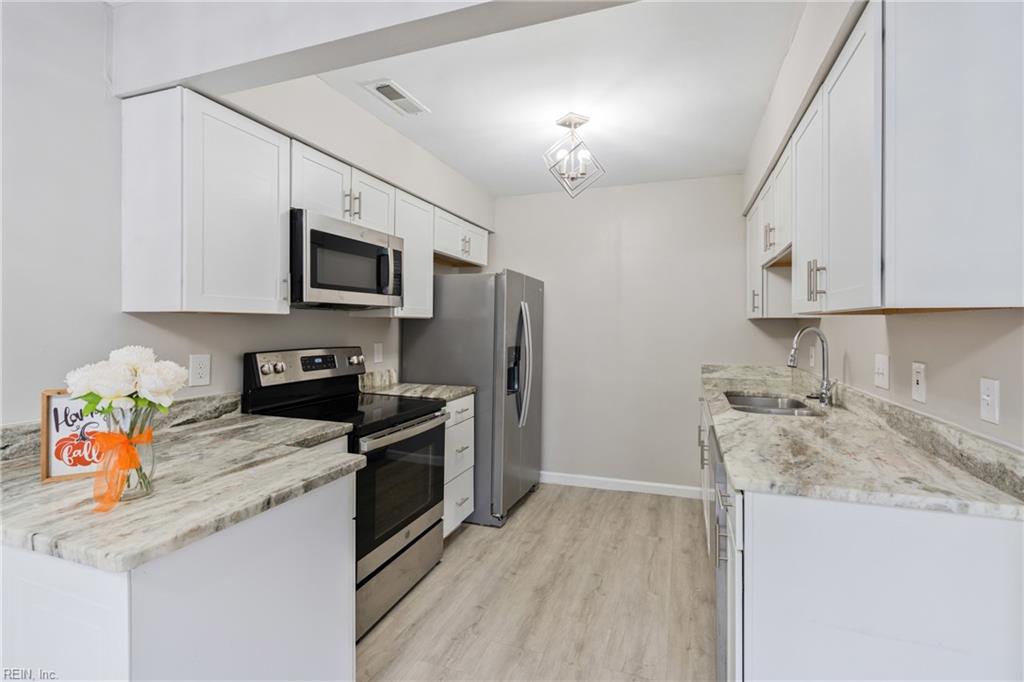 1865 Olde Buckingham RD