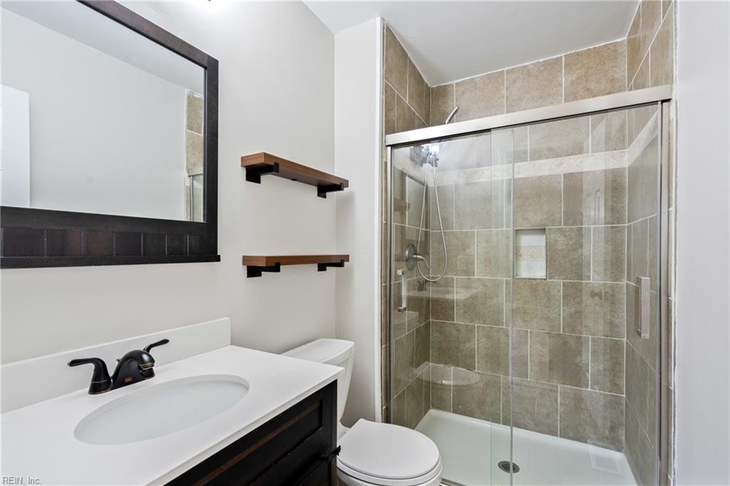 1865 Olde Buckingham RD