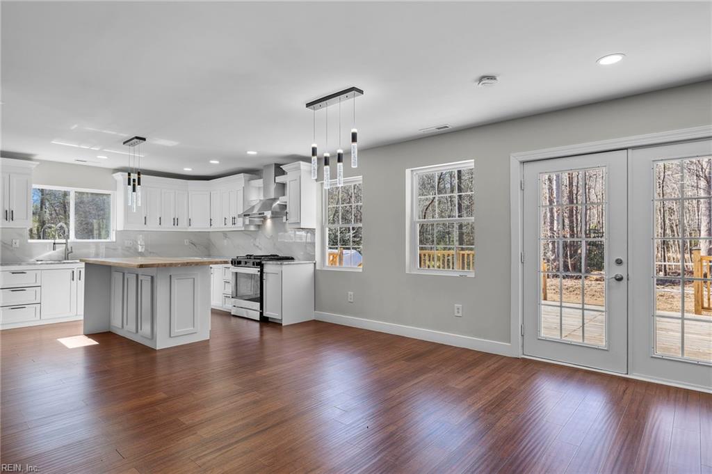 14106 Carrollton BLVD