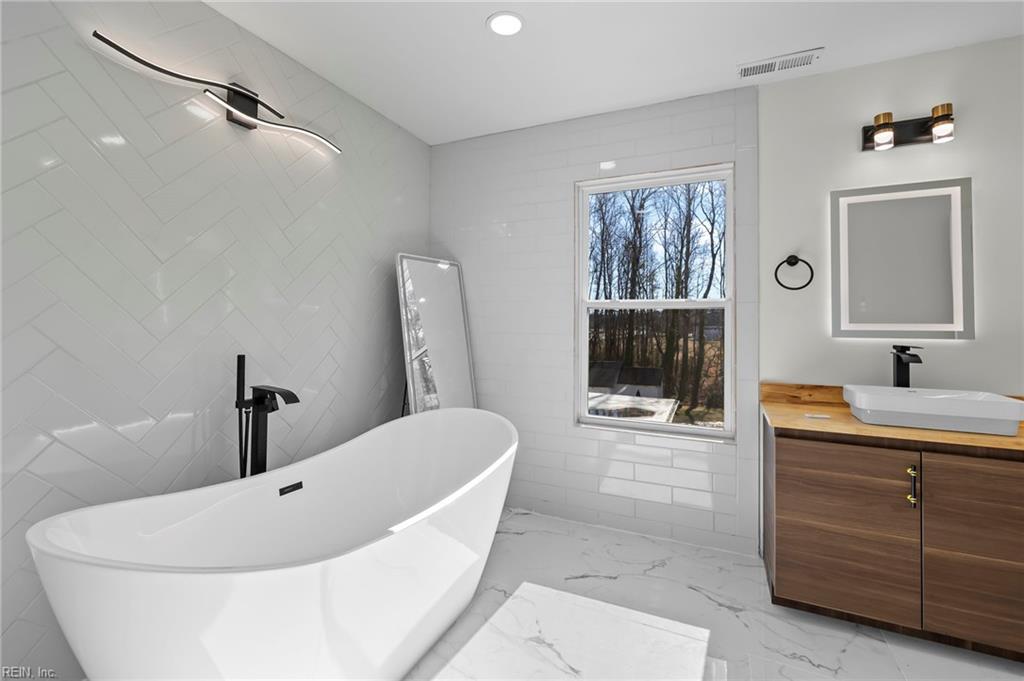 14106 Carrollton BLVD