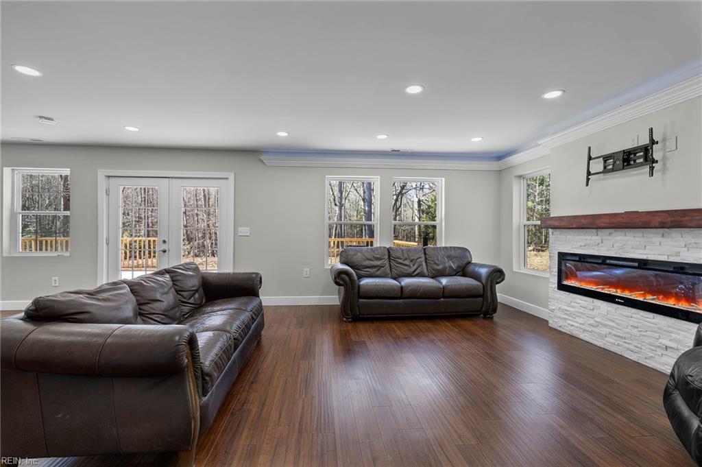 14106 Carrollton BLVD