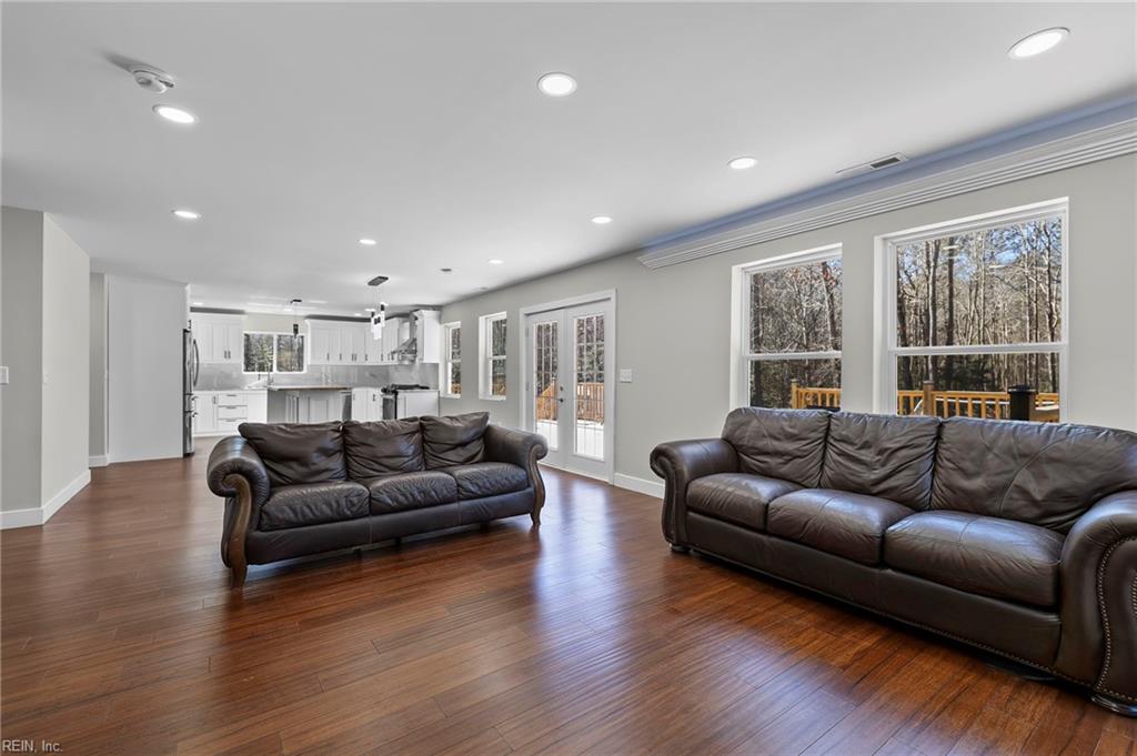 14106 Carrollton BLVD