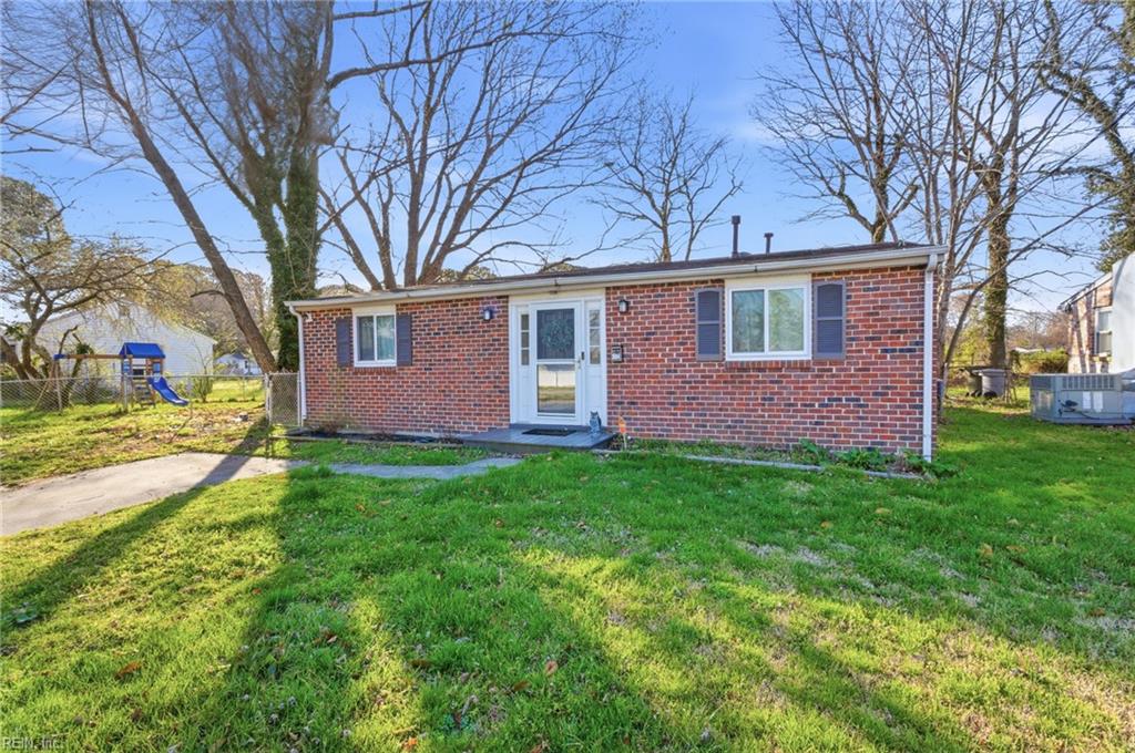 2404 Andrews BLVD