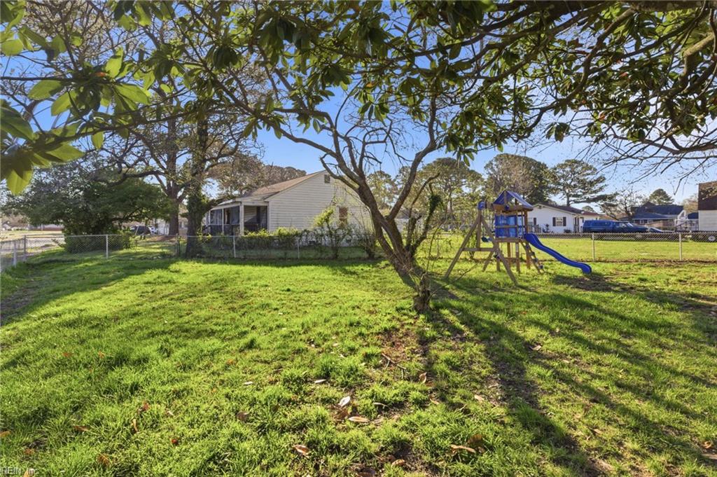 2404 Andrews BLVD