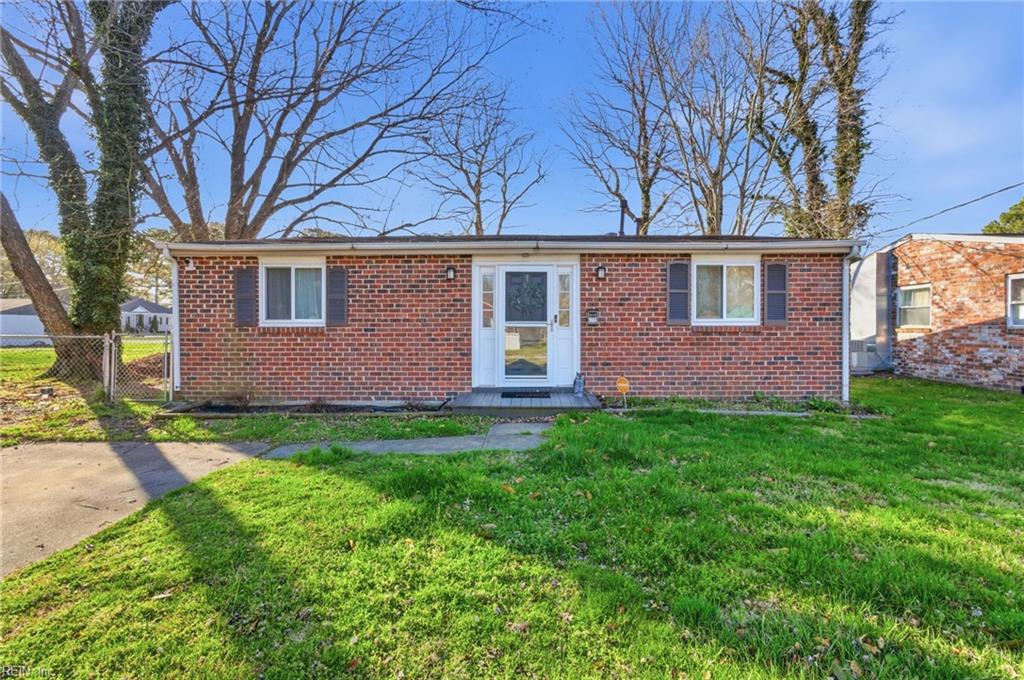 2404 Andrews BLVD