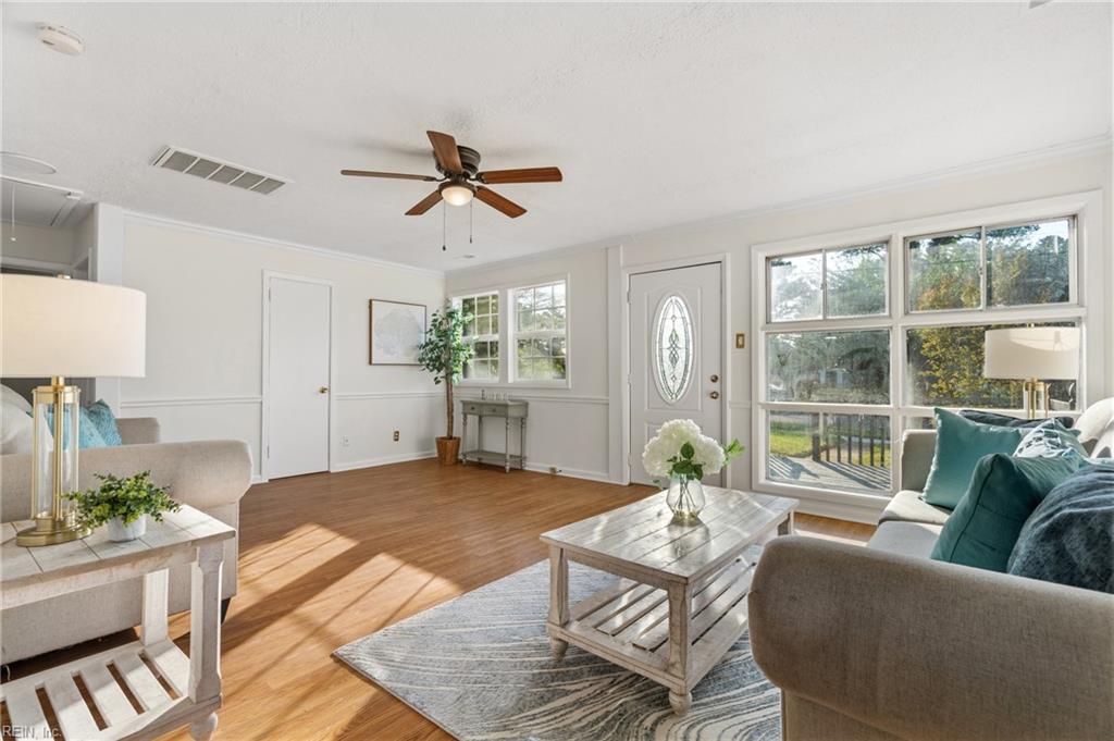 119 York DR