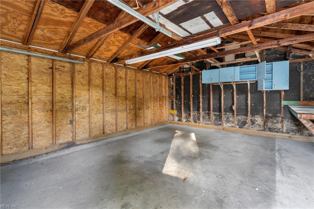 119 York DR