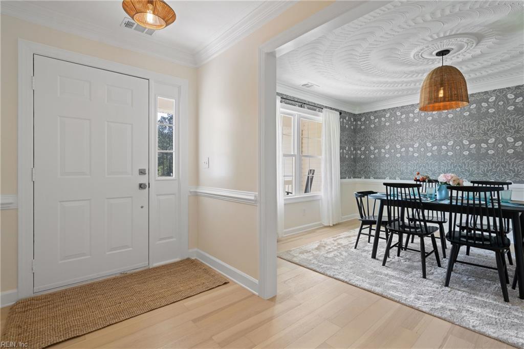 1124 Saint Brides RD W