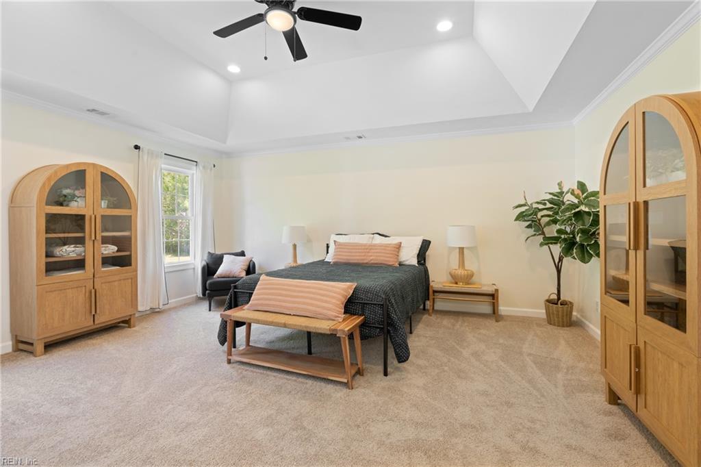 1124 Saint Brides RD W