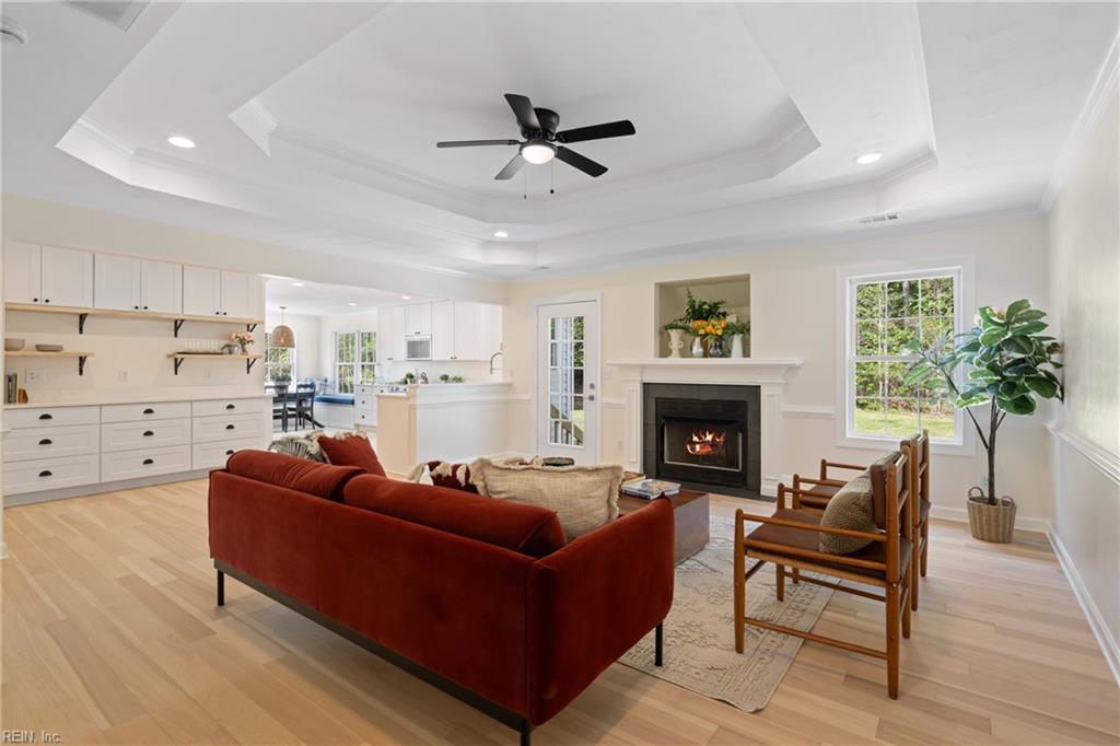 1124 Saint Brides RD W