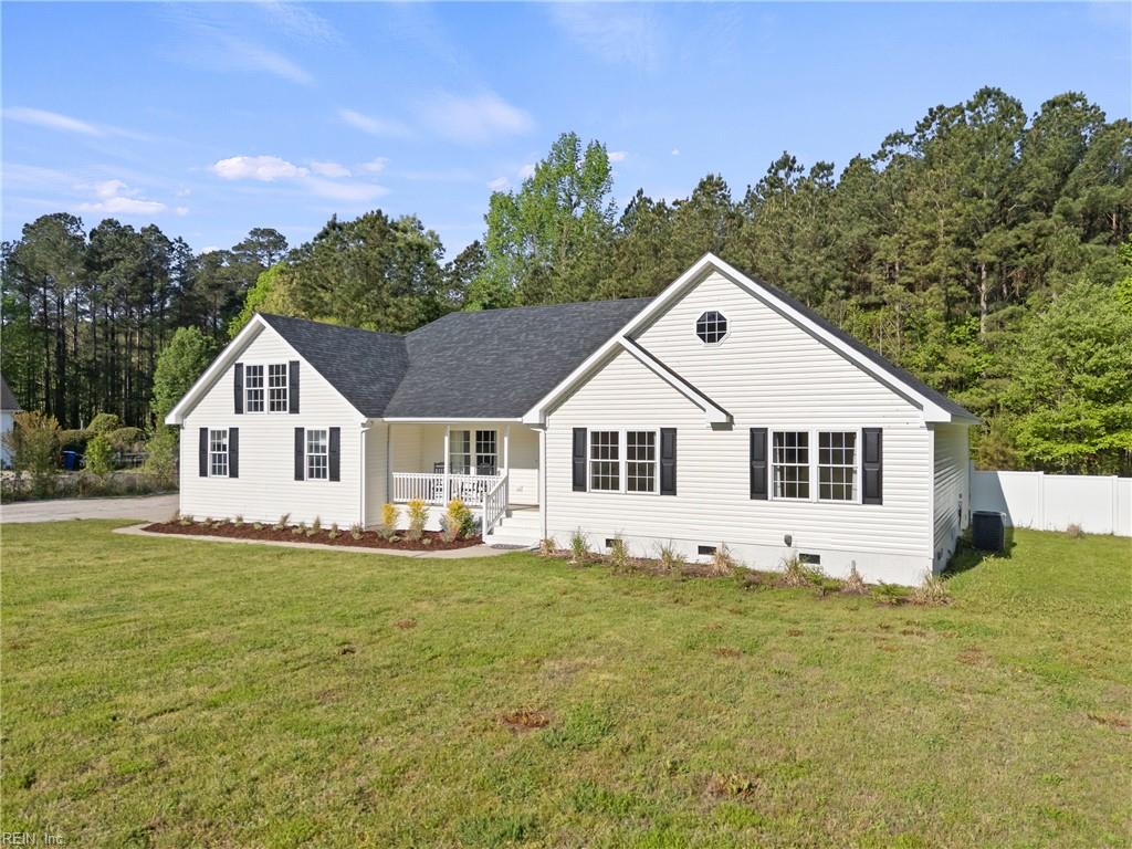 1124 Saint Brides RD W