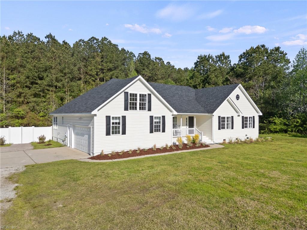 1124 Saint Brides RD W