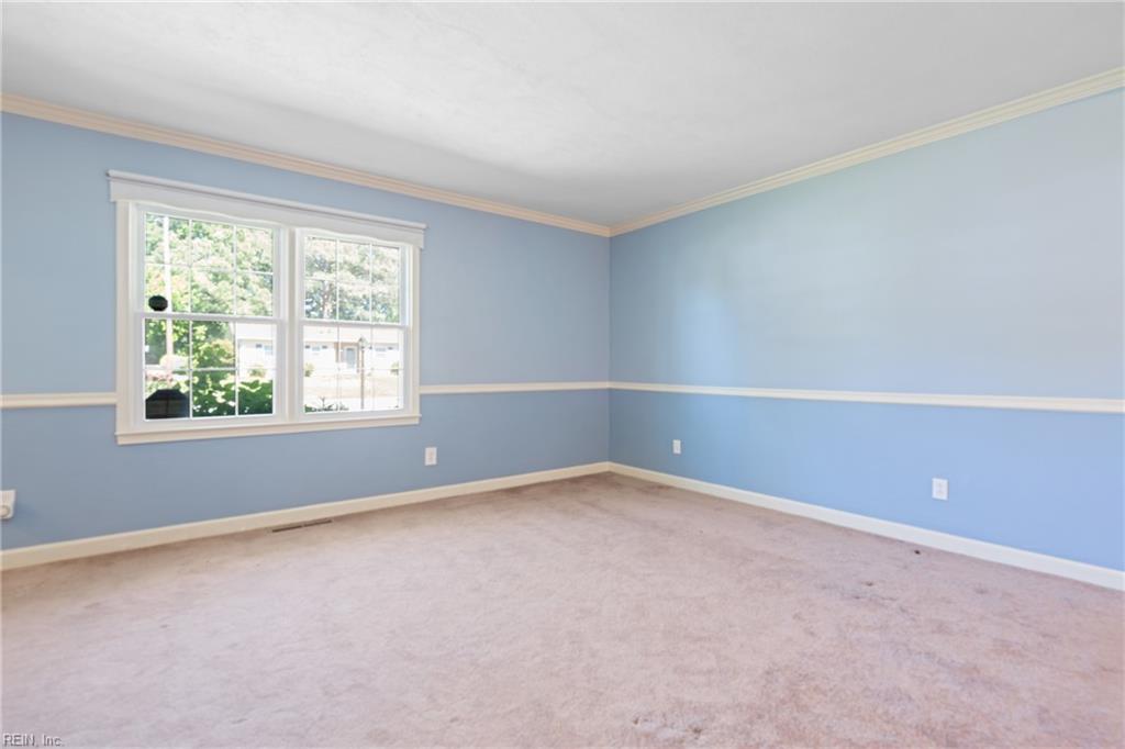 143 Gallant Fox RD