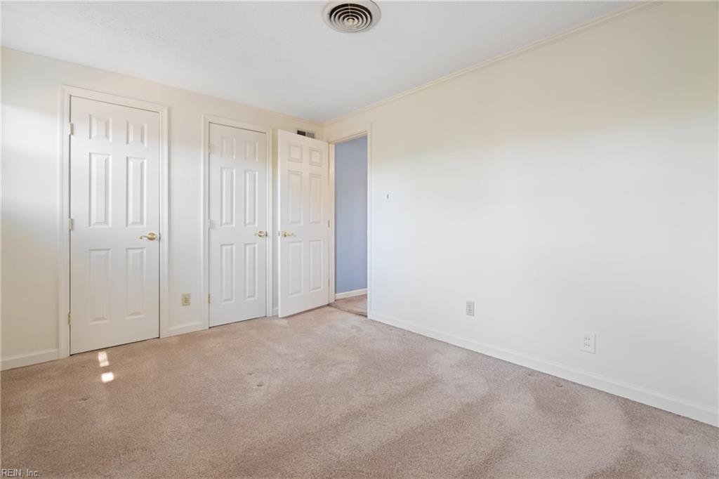 143 Gallant Fox RD
