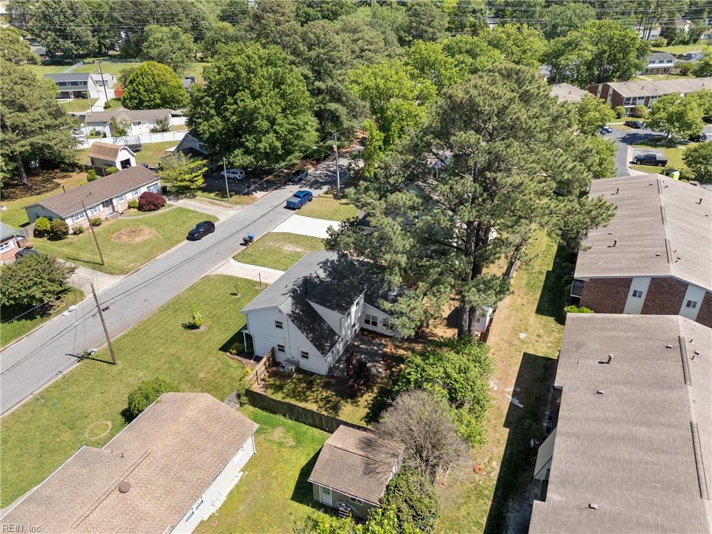 143 Gallant Fox RD