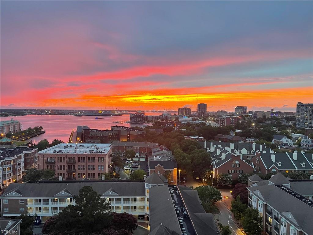 123 College PL 1204