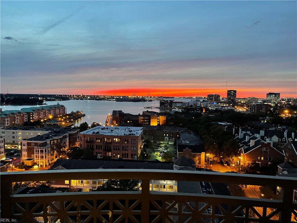 123 College PL 1204