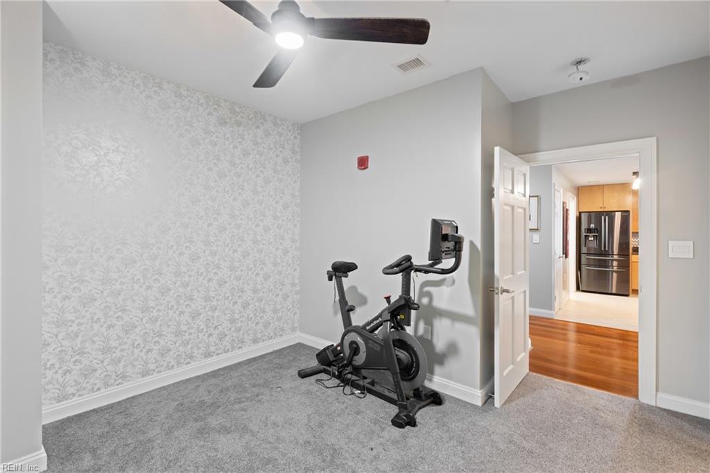 123 College PL 1204