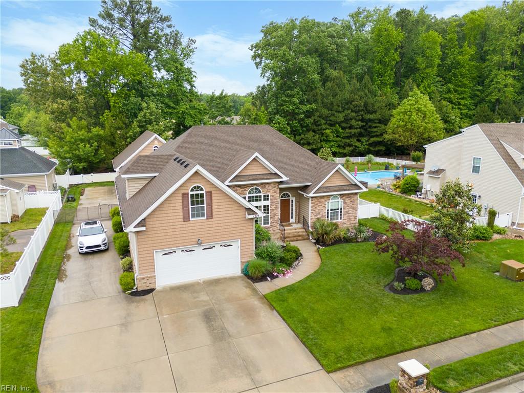 1329 Penrose LN