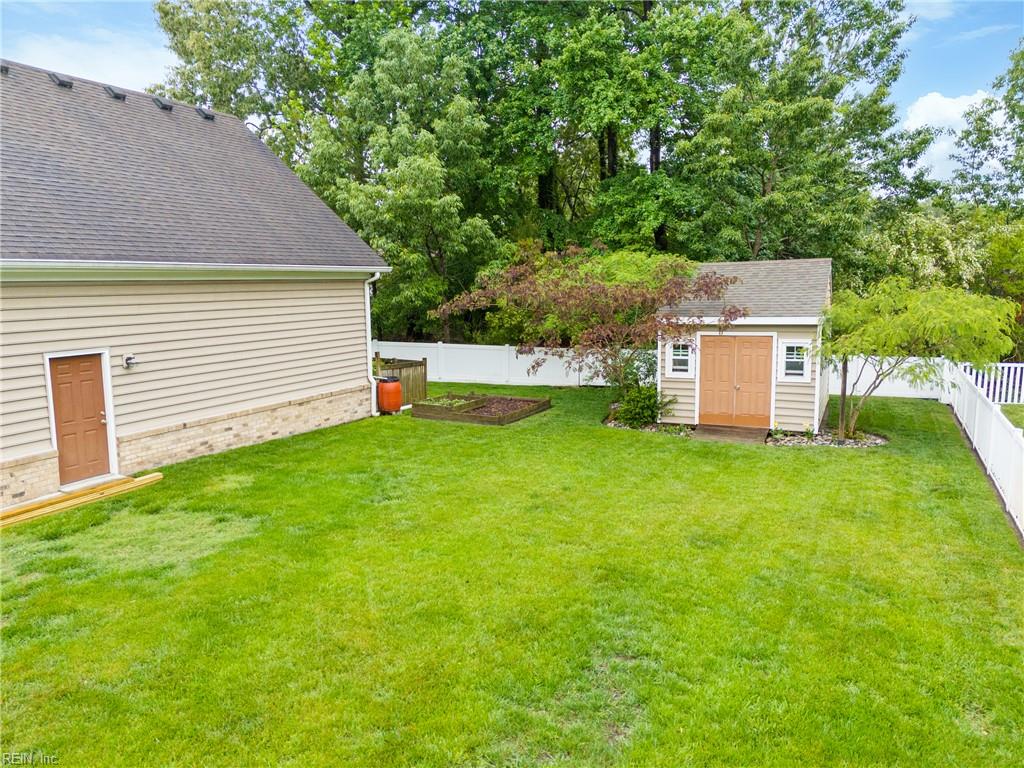1329 Penrose LN