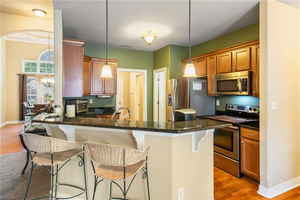 1329 Penrose LN