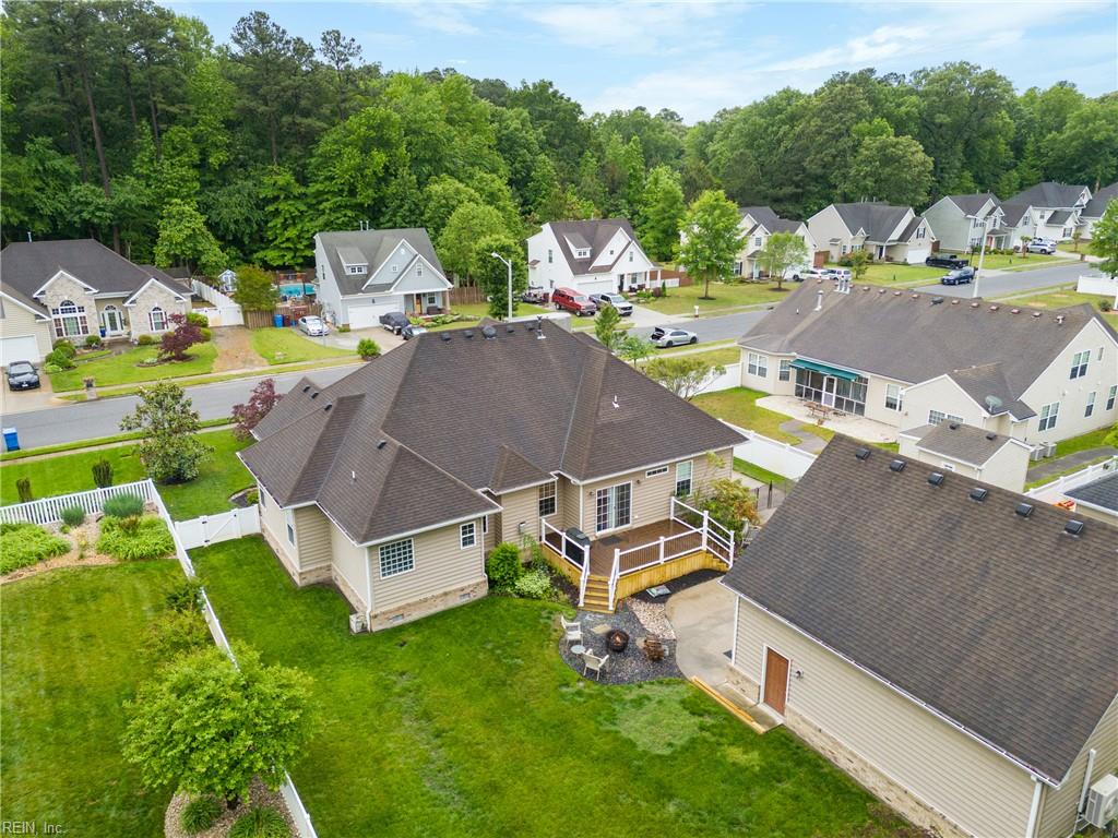 1329 Penrose LN