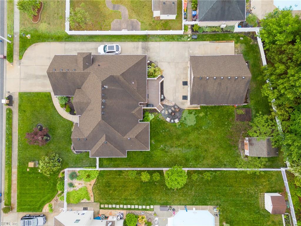 1329 Penrose LN