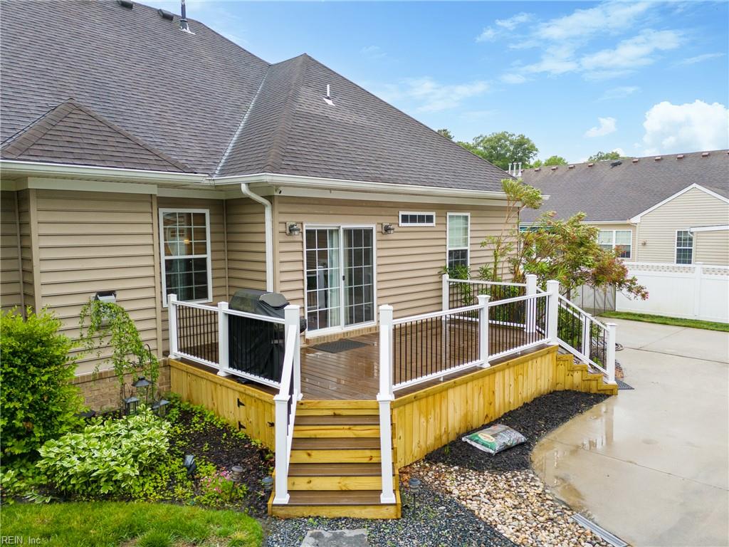 1329 Penrose LN