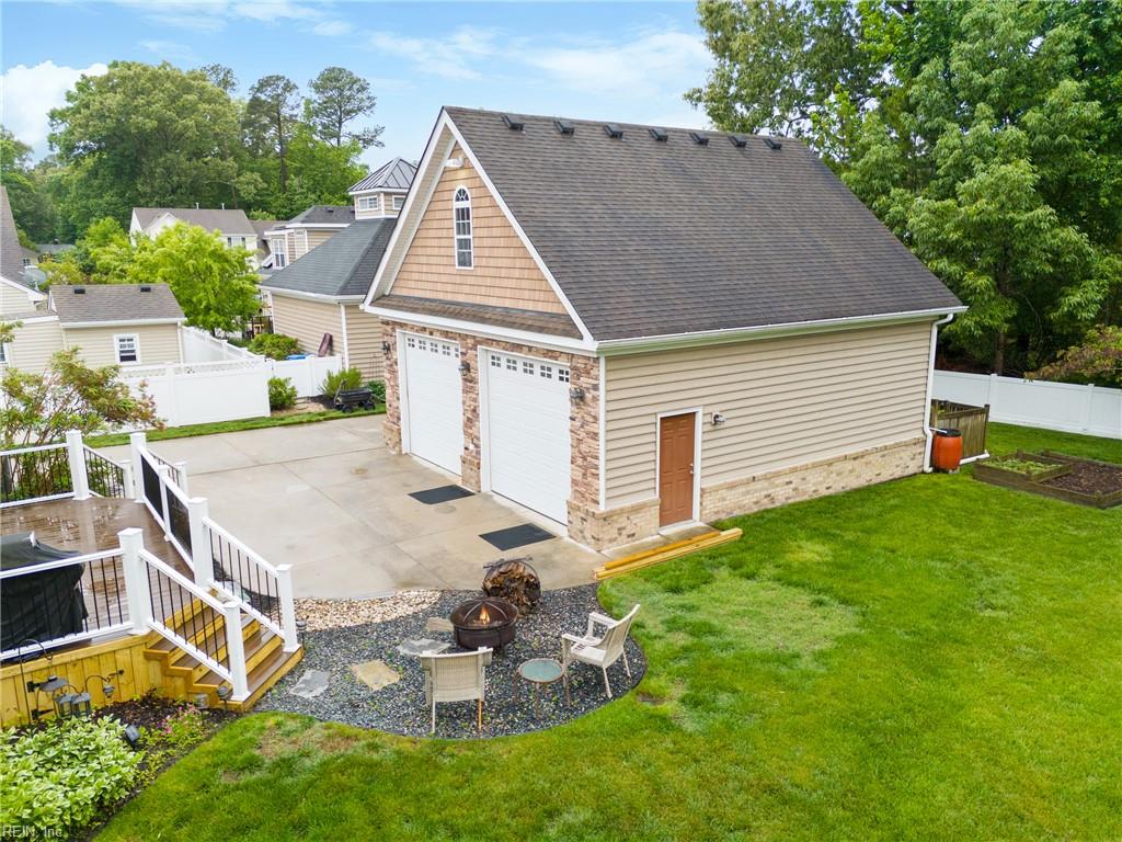 1329 Penrose LN