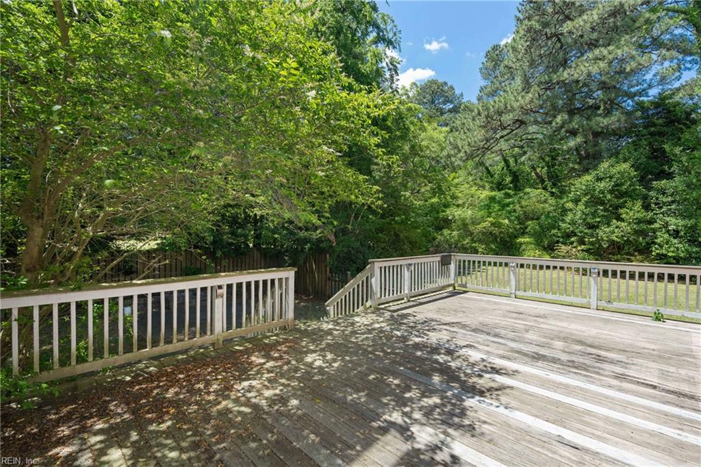 4529 Duke DR