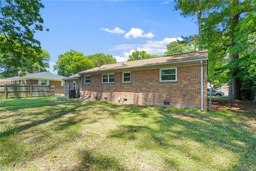 853 Benwood RD
