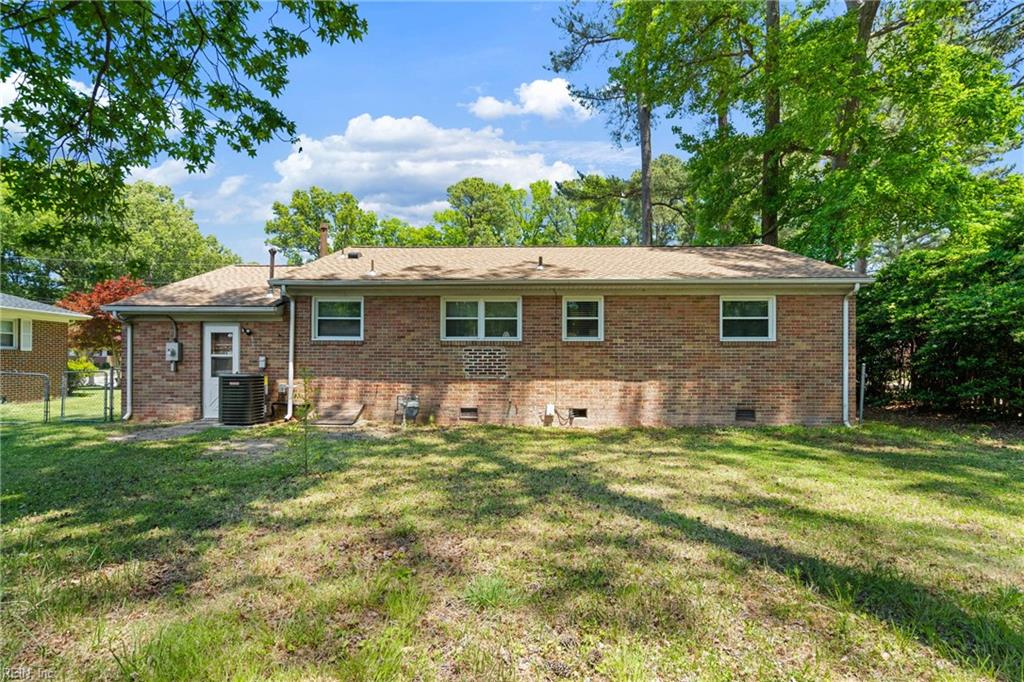 853 Benwood RD