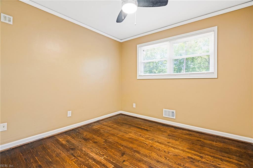 853 Benwood RD