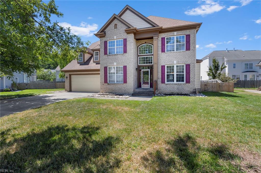 2413 Caitlan Loch LN