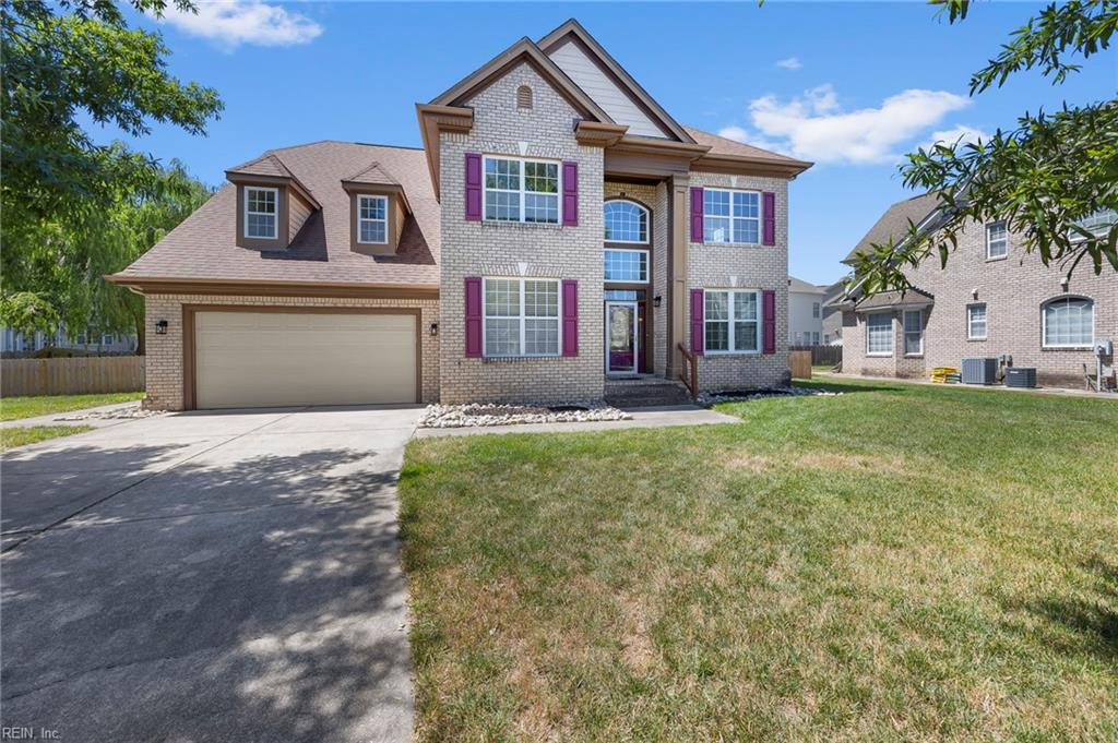 2413 Caitlan Loch LN