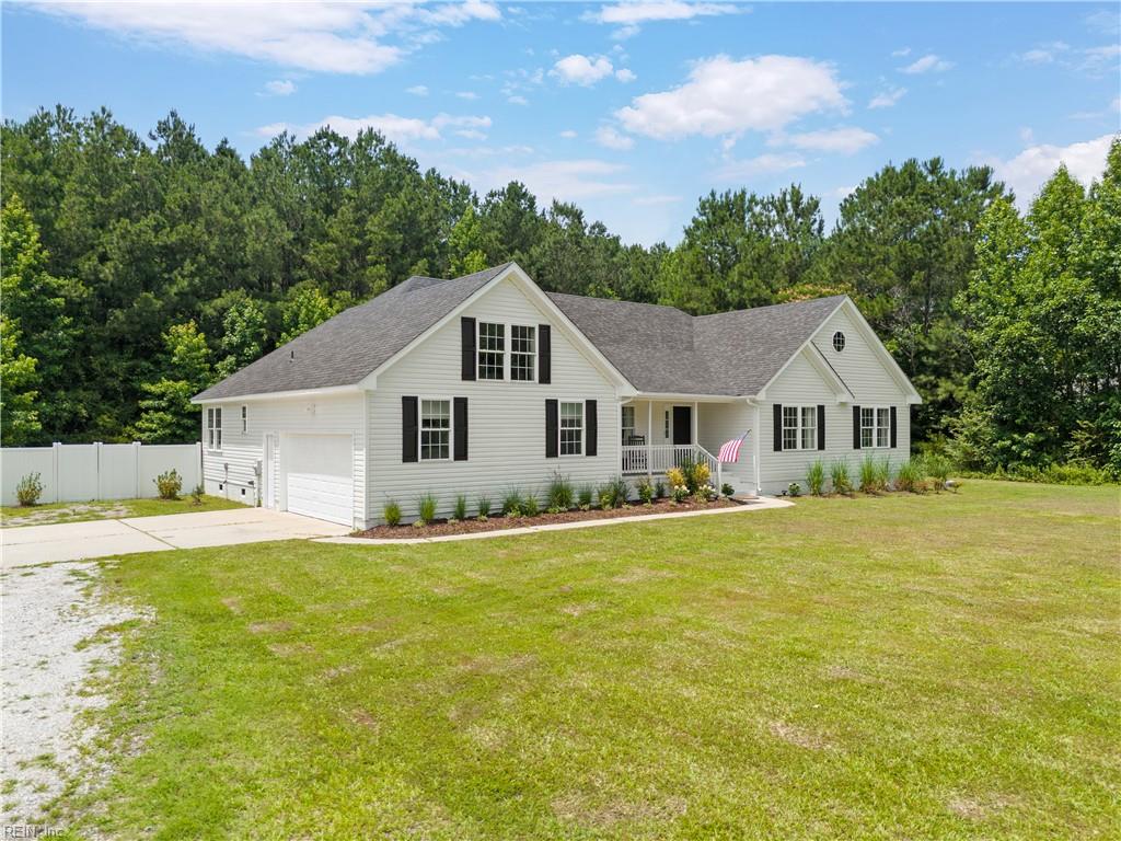 1124 Saint Brides RD W