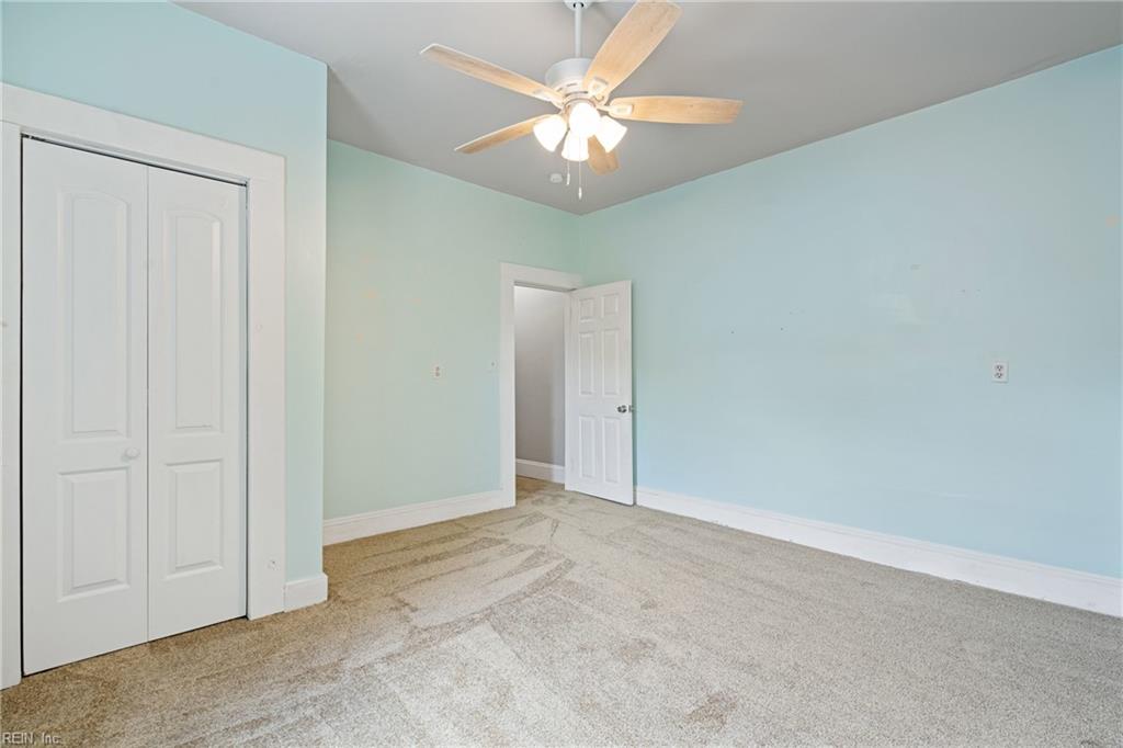 1421 Chesapeake AVE