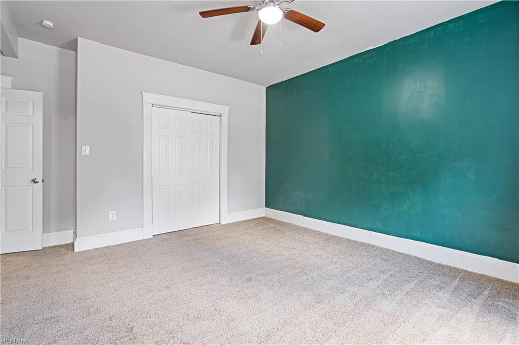 1421 Chesapeake AVE