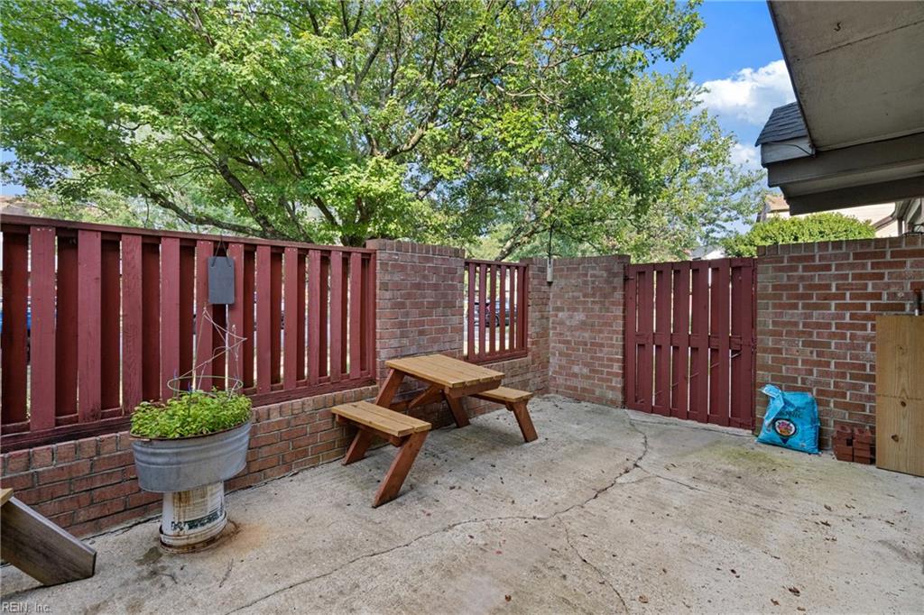 836 Gadwall CT