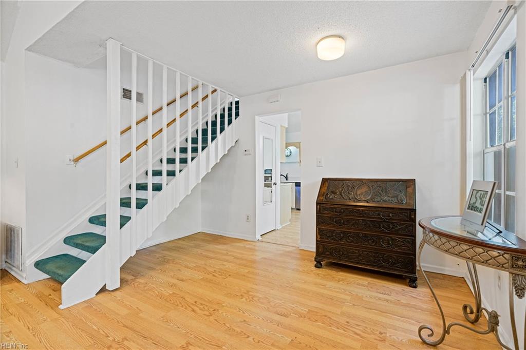 836 Gadwall CT