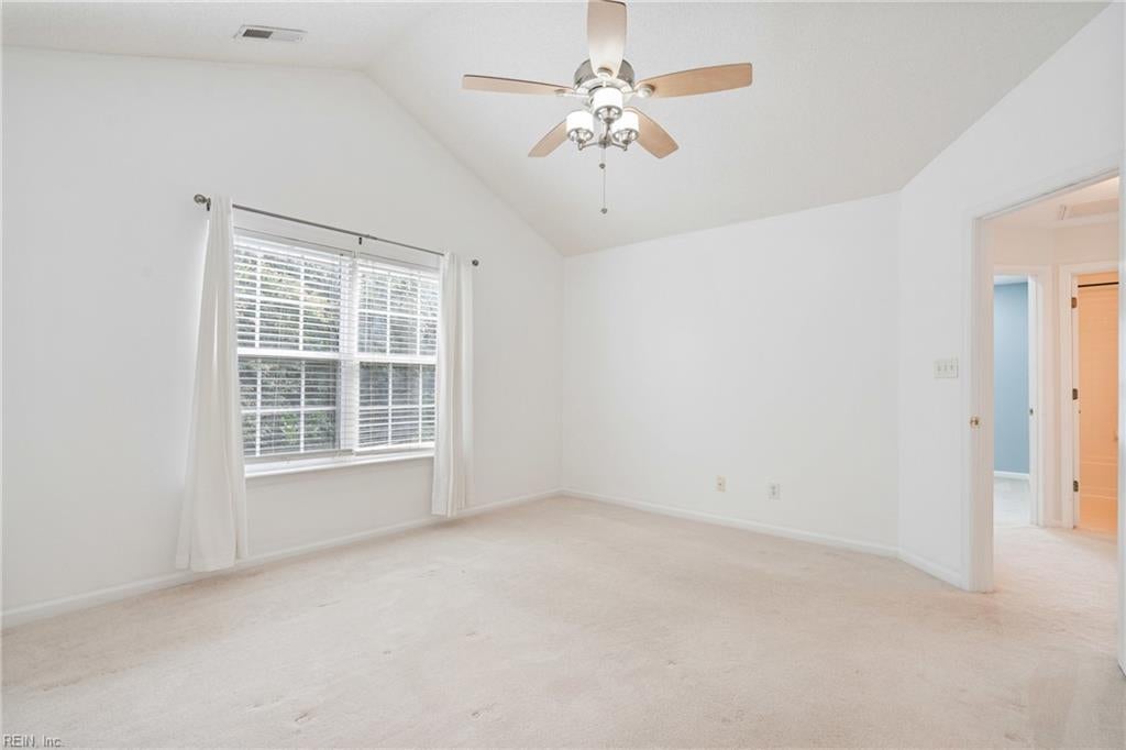 1902 Sawgrass LN