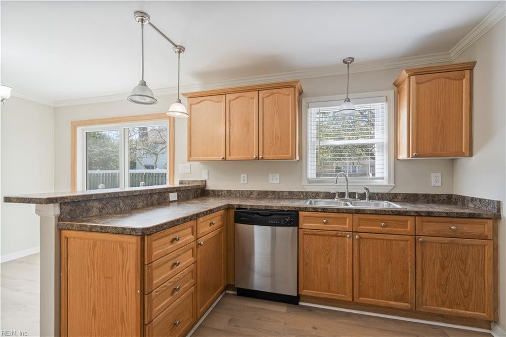 361 King Christian CIR