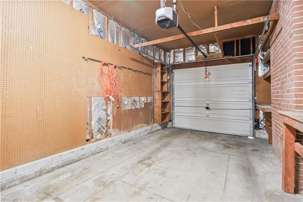 361 King Christian CIR